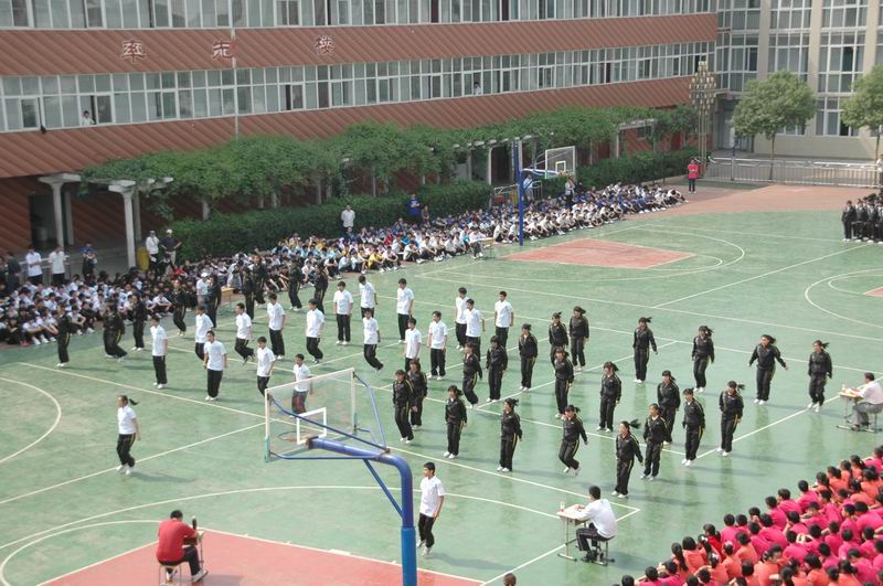 www.fz173.com_郑州扶轮外国语学校官网。